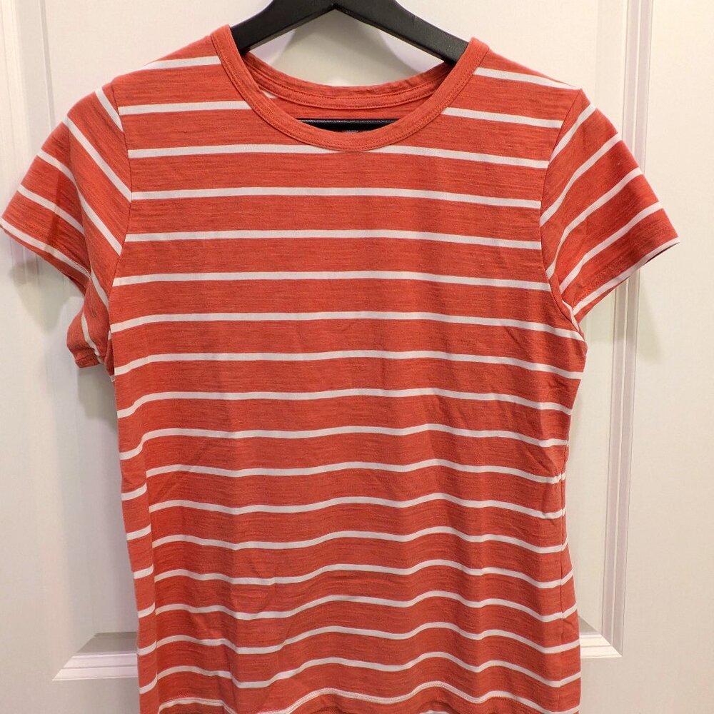 Time and Tru Women's Short Sleeve Slub Crew T-Shirt SZ Medium
